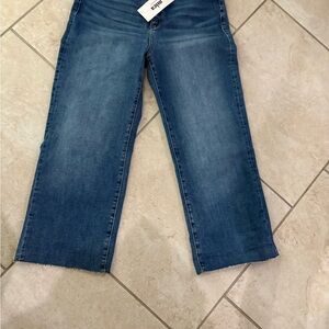 Wide-Leg Cropped Jeans in Medium Blue